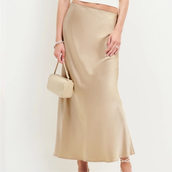 Reformation Layla Silk Skirt Sand Color - Picture 2 of 6